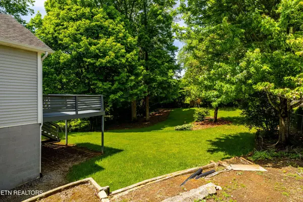 1105 Sterling Ave, Maryville, TN 37803