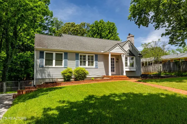 1105 Sterling Ave, Maryville, TN 37803