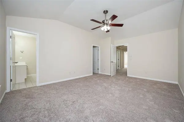 100 Red Barn LN, Acworth, GA 30102