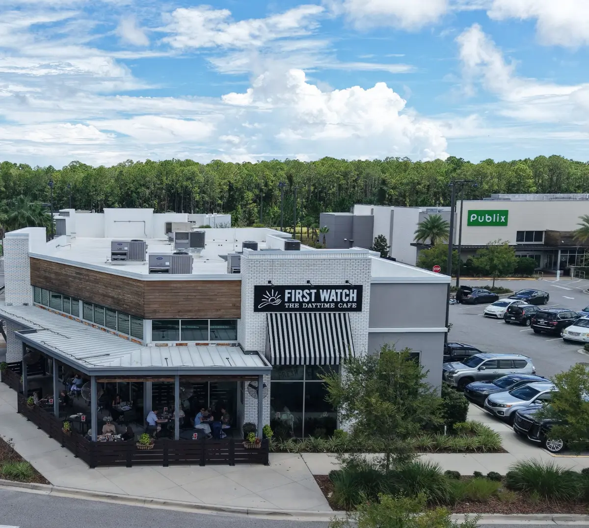 Dining and grocery options at Nocatee Town Center in Nocatee, Florida.