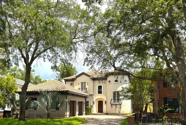Luxury custom home in San Marco, Jacksonville, Florida.