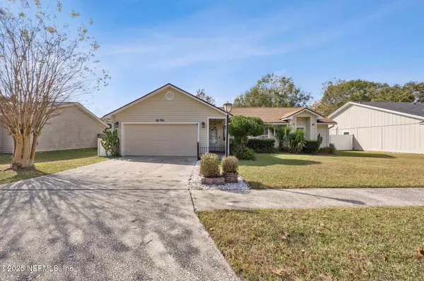 8056 CUMBERLAND GAP TRL N, Jacksonville, FL 32244
