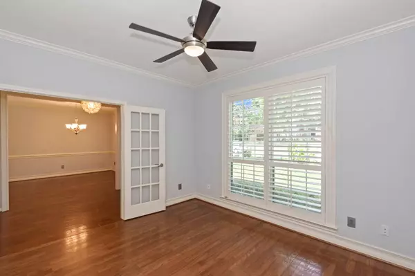 23 Vista Mill PL, The Woodlands, TX 77382