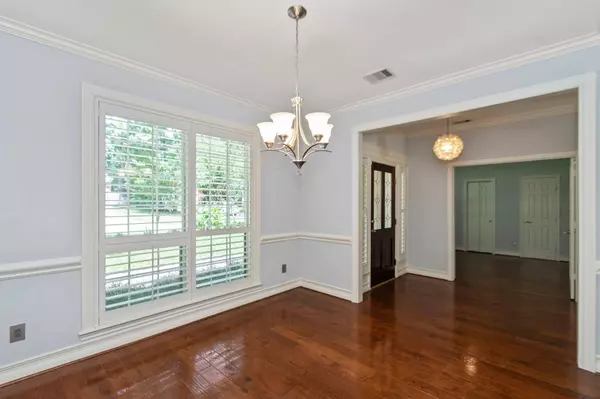 23 Vista Mill PL, The Woodlands, TX 77382