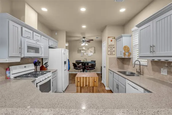 209 W George Jones RD, Livingston, TX 77351