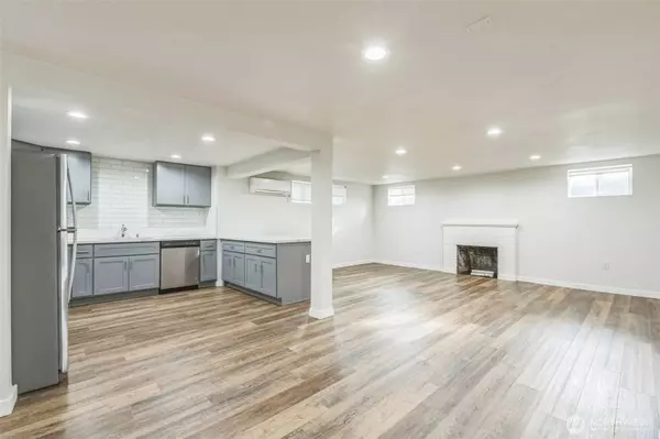 201 S 60th ST, Tacoma, WA 98408