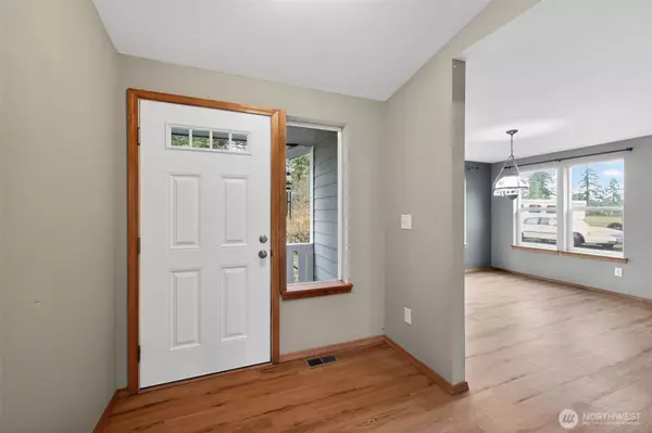 222 Oyler RD, Ethel, WA 98542