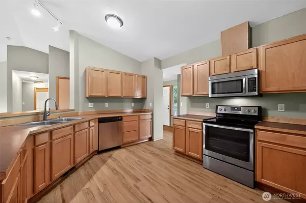 222 Oyler RD, Ethel, WA 98542