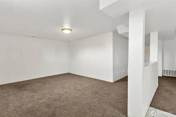 30445 188th AVE SE, Kent, WA 98042