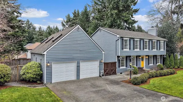 8816 164th ST E, Puyallup, WA 98375