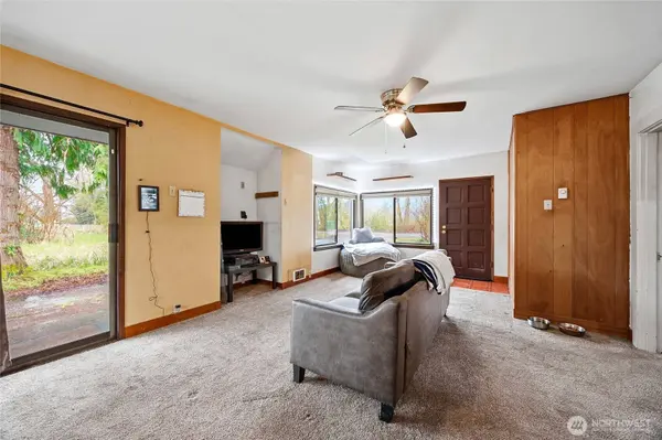 516 Clay ST NW, Auburn, WA 98001