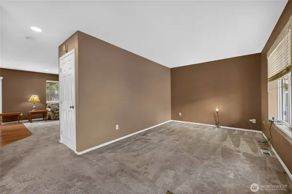 8319 132nd Street Ct E, Puyallup, WA 98373