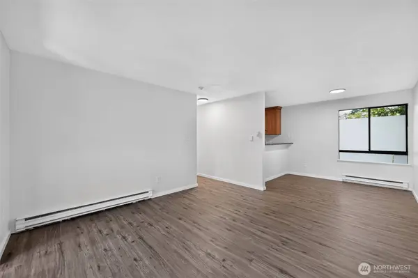 2508 S 317th ST #208, Federal Way, WA 98003