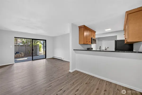 2508 S 317th ST #208, Federal Way, WA 98003