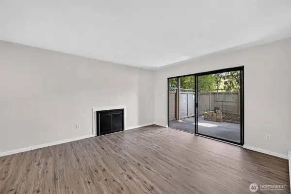 2508 S 317th ST #208, Federal Way, WA 98003