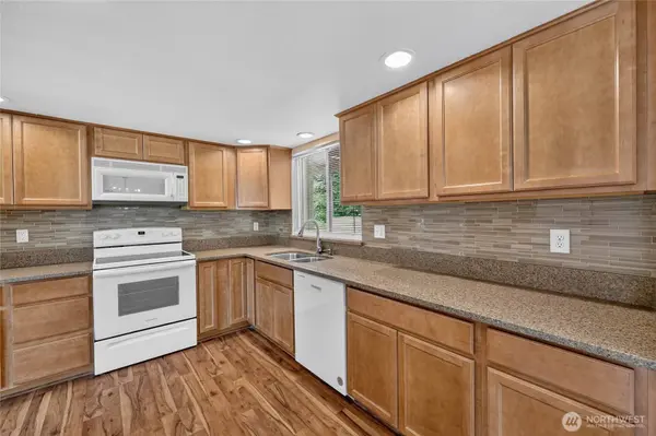 4017 107th PL NE, Marysville, WA 98271