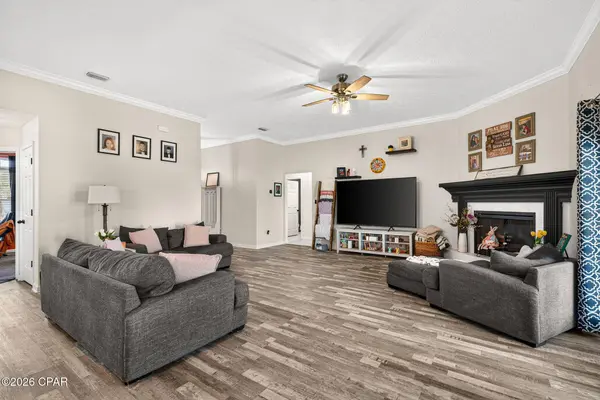 1113 N Haven CIR, Lynn Haven, FL 32444