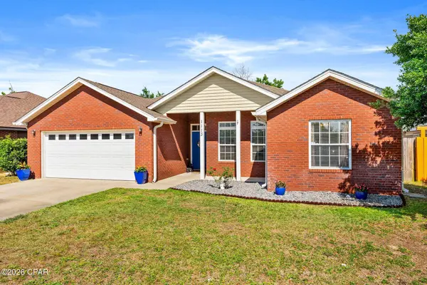 1113 N Haven CIR, Lynn Haven, FL 32444