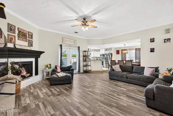 1113 N Haven CIR, Lynn Haven, FL 32444