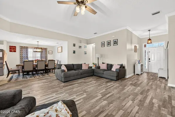 1113 N Haven CIR, Lynn Haven, FL 32444