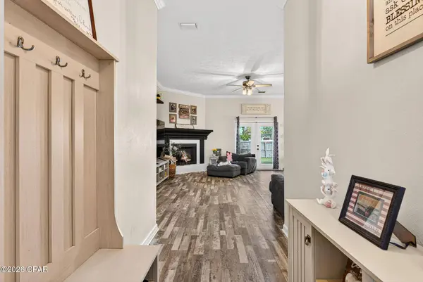 1113 N Haven CIR, Lynn Haven, FL 32444