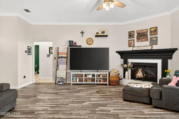 1113 N Haven CIR, Lynn Haven, FL 32444