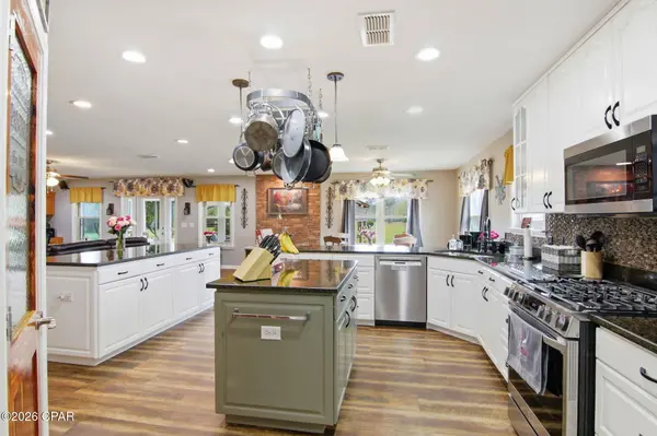 11908 Owenwood RD, Fountain, FL 32438
