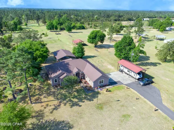 11908 Owenwood RD, Fountain, FL 32438