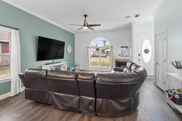 1801 Glencoe DR, Lynn Haven, FL 32444