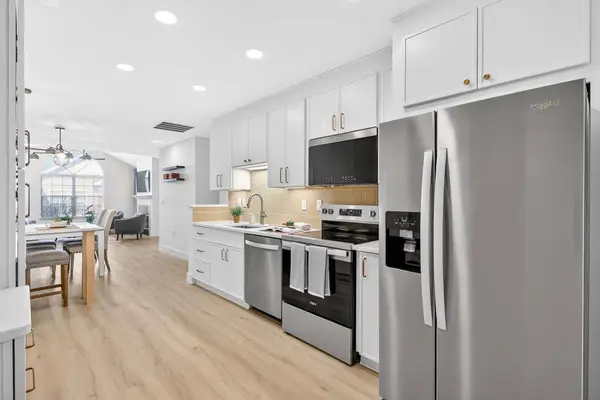 9103 Windrush LN, Alpharetta, GA 30009