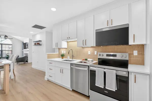 9103 Windrush LN, Alpharetta, GA 30009