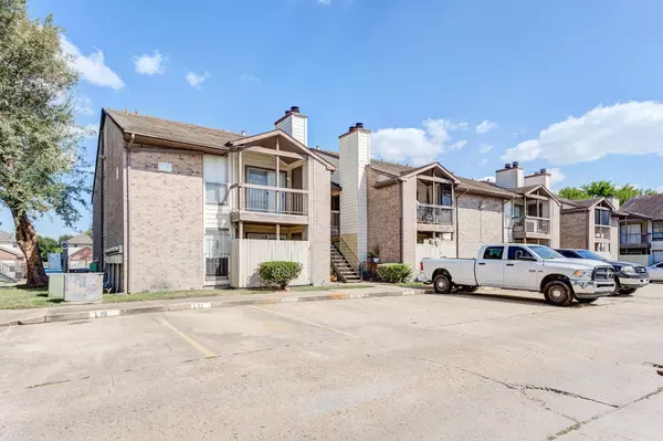12615 Brookglade CIR #201, Houston, TX 77099