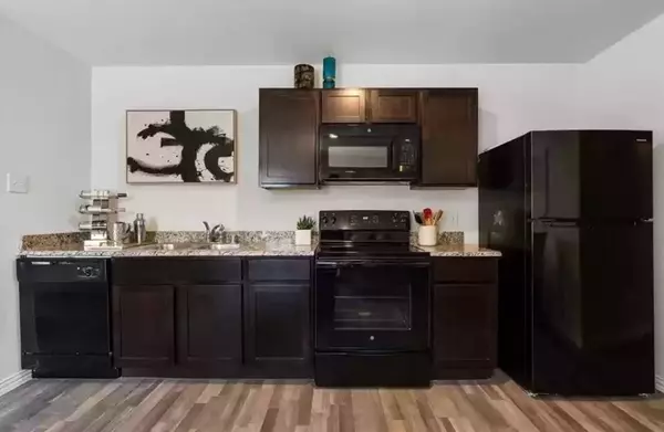 7925 Way ST, Houston, TX 77028