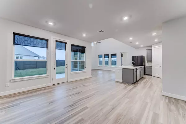 9522 Rialto Creek DR, Cypress, TX 77433