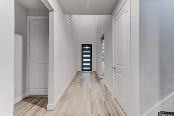 9522 Rialto Creek DR, Cypress, TX 77433