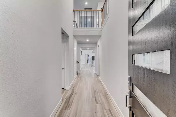 9522 Rialto Creek DR, Cypress, TX 77433