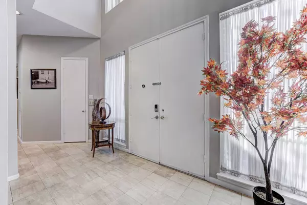 12007 Lakeway CT, Houston, TX 77071