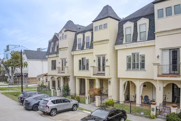 2308 Couch ST, Houston, TX 77008