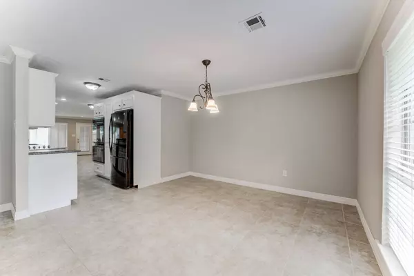 6523 Cypress Point DR, Houston, TX 77069