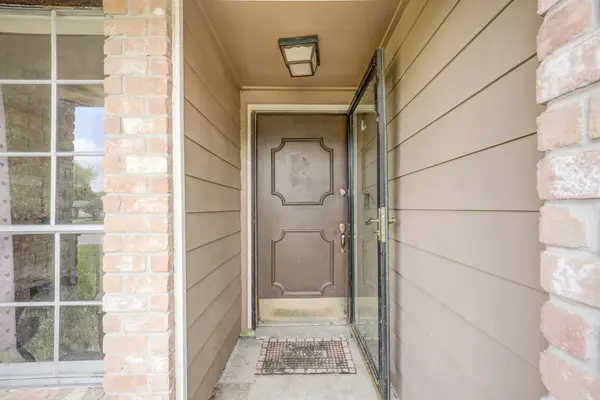 16926 Blackhawk BLVD, Friendswood, TX 77546