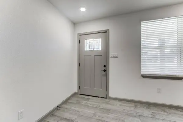 8225 Carolwood DR, Houston, TX 77028