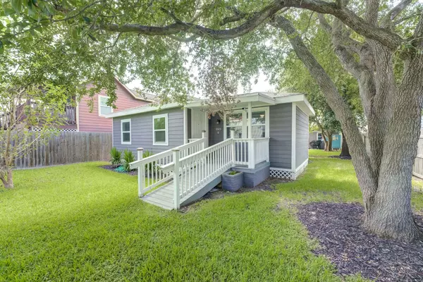 5523 Avenue O, Galveston, TX 77551