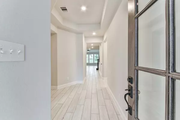 11731 Tranquility Summit DR, Cypress, TX 77433