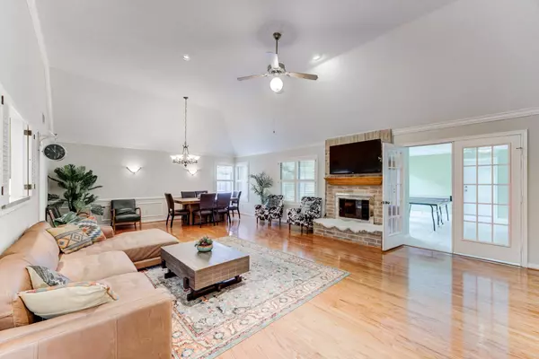 2923 Cane Field DR, Sugar Land, TX 77479