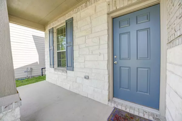 338 Shady Cedar Hill LN, Conroe, TX 77378