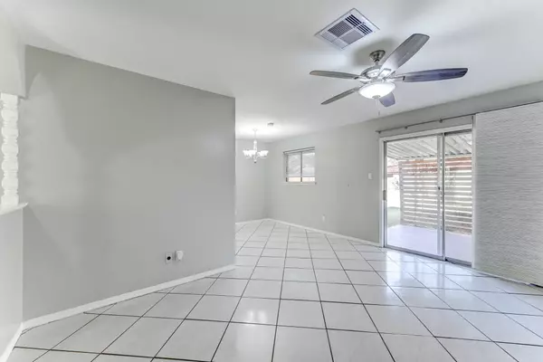 7618 Deadwood DR, Houston, TX 77040