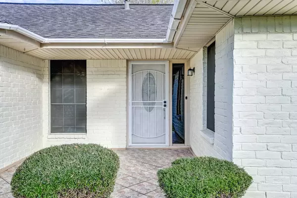 7618 Deadwood DR, Houston, TX 77040