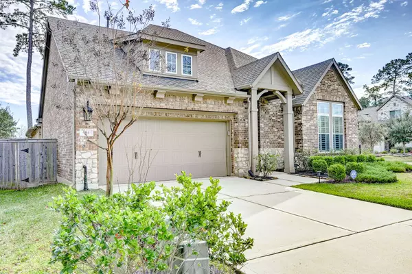 404 Summit Ridge CT, Conroe, TX 77318
