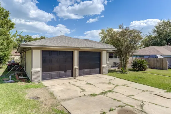 1908 Mississippi ST, Baytown, TX 77520