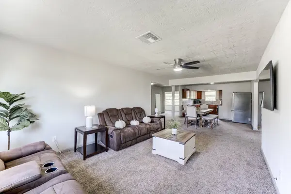 1908 Mississippi ST, Baytown, TX 77520